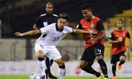 Thái Lan (áo trắng) chơi lấn lướt nhưng chỉ có được 1 bàn thắng. Ảnh: Vnexpress