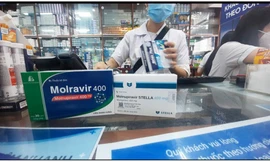 Yêu cầu làm rõ tình trạng bán thuốc điều trị COVID-19 không theo đơn tại TP.HCM