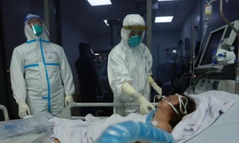 Nỗ lực cứu chữa bệnh nhân