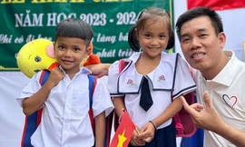 Tiếp sức hàng trăm em nhỏ 'Đi học trên núi'