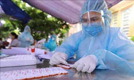Việt Nam ghi nhận số ca mắc trong ngày cao kỷ lục 