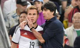 Loew dùng chiêu khích tướng với Gotze