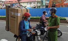 Từ 26/7, người dân TPHCM tuyệt đối không ra đường sau 18h