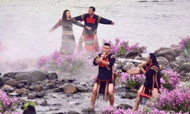 Sắc màu thổ cẩm Tây Nguyên