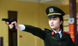 Cận cảnh sinh viên An ninh khổ luyện bắn súng 