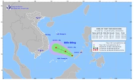 Vùng áp thấp vào Biển Đông, có thể mạnh lên thành áp thấp nhiệt đới 
