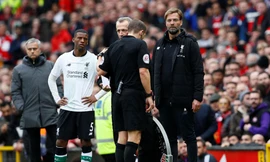 Thua đau Man United, Klopp đổ thừa trọng tài
