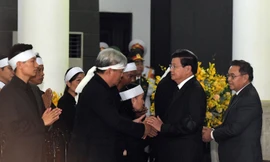 Các đoàn nước ngoài đến viếng nguyên Tổng Bí thư Đỗ Mười