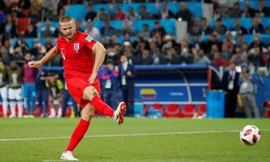 Eric Dier thực hiện thành công quả luân lưu 11 m cuối cùng cho đội tuyển Anh.