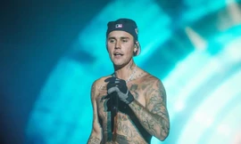 Justin Bieber kiệt quệ sức khỏe
