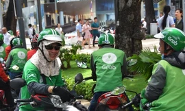 Kiểu phụ thu quái lạ của Grab!