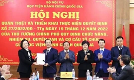 Bản tin 8H: Quyết định của Thủ tướng, Bộ trưởng Bộ Nội vụ về công tác tổ chức, nhân sự