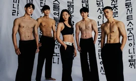 Sinh viên, người mẫu khiếm thính cởi áo chụp ảnh lịch từ thiện