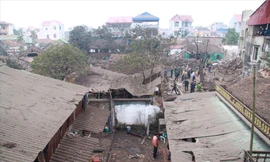 Cuộc sống tạm bợ trong làng Quan Độ sau nửa năm nổ bãi phế liệu