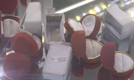 Tiệm vàng ở Sài Gòn bị cắt mái hiên, mất tài sản 1,5 tỷ đồng