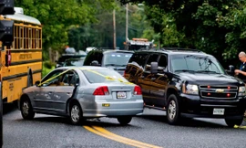 Cô gái tự sát sau khi xả súng giết chết 3 người ở trung tâm cứu trợ Mỹ