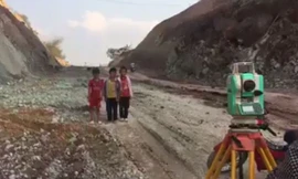 Sai lầm 'chết người' của bốn cậu bé thích chụp ảnh