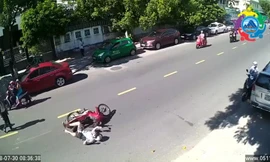 Clip thanh niên Tây đẩy bé trai sau va chạm giao thông gây tranh cãi