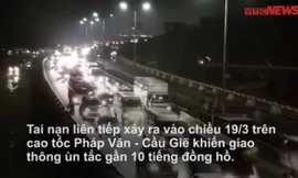 Những lần tắc đường kinh hoàng ở Hà Nội từ sáng tới đêm