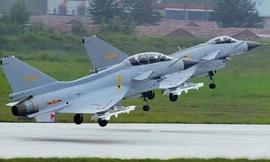 Giới thiệu phiên bản nâng cấp của tiêm kích J-10