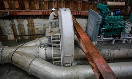 Chủ đầu tư lý giải việc tăng giá thuê máy bơm khổng lồ 171 tỷ