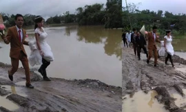 Đôi vợ chồng trẻ 'lội bùn' đi rước dâu