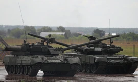 Siêu tăng Armata của Nga phô diễn uy lực