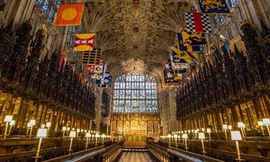 Bên trong nhà nguyện diễn ra hôn lễ của Hoàng tử Harry