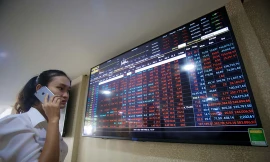 Vì sao chứng khoán lao dốc khủng khiếp hai ngày liên tiếp?