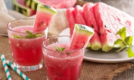 Cách làm nước dưa hấu giải nhiệt cơ thể