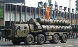 Tổ hợp tên lửa phòng không tầm xa Bavar 373 của Iran