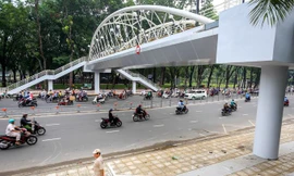 Cầu vượt bộ hành đẹp nhất Sài Gòn sắp hoàn thành