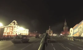 Ngắm cảnh Moscow trong đêm trên tháp pháo tự hành Msta-S