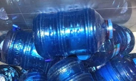 Rước bệnh từ nước uống đóng bình kém chất lượng