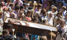 Kỳ lạ nơi những người 'chết hụt' được làm đám tang khi còn sống