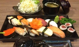 Quy tắc cần nhớ để không thành người thô lỗ trên bàn tiệc