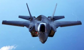 Chiến cơ tàng hình F-35 đầu tiên của Mỹ bị rơi