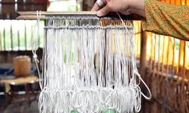 Nghề làm lưỡi câu cá không cần mồi ở miền Tây