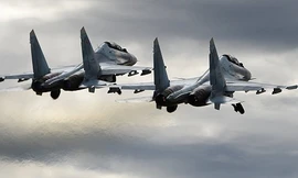 Su-30 Nga diễn tập không chiến ở độ cao 17 km