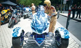 Dàn mô tô “khủng” dẫn đoàn đua xe đạp tại hồ Hoàn Kiếm