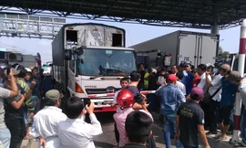 4 trạm BOT phía Nam hỗn loạn ngày cuối tuần