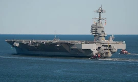 Tàu sân bay USS Gerald R. Ford ra biển thử nghiệm năm 2017