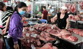 Giật mình thịt lợn phiên chợ chiều