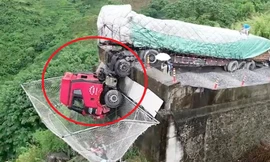 Xe tải gặp nạn thảm khốc, đầu xe lủng lẳng dưới vực sâu