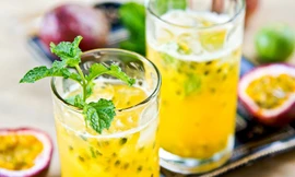 Tự chế Mojito chanh leo cho ngày hè mát lạnh