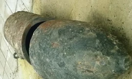 Quả bom 117A1, nặng 235 kg được cưa đôi gây ra vụ nổ kinh hoàng ngày 5/7/2011 tại Trà Vinh.