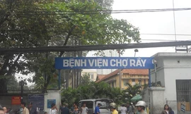 Nắng nóng, bệnh nhân đến khám tại Bệnh viện Chợ Rẫy tăng đột biến 