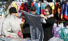 Sống ở Nga, đi chợ ở Trung Quốc