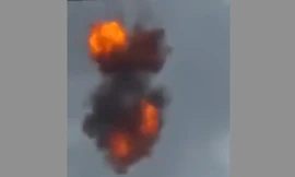 Khoảnh khắc thiết bị bay nghi ám sát ông Maduro phát nổ giữa trời