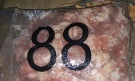 Hơn 1 tấn sụn gà không rõ nguồn gốc bị phát hiện, thu giữ.